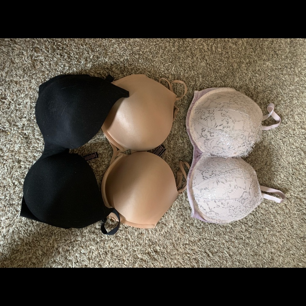 Victoria’s Secret bras